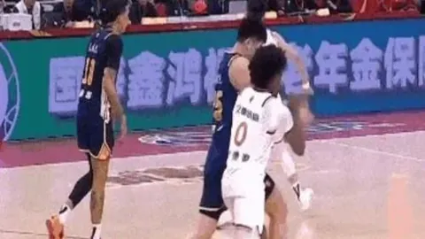 巴西贪婪激发球迷暴力，警方强硬应对！